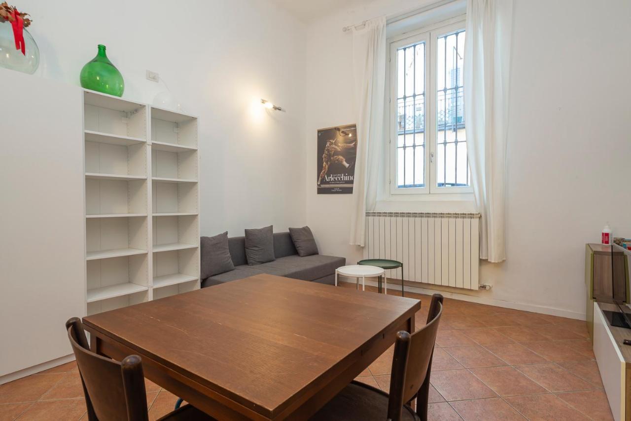 Flat In Isola De Castillia 22 Milan Exterior photo